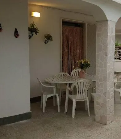 Dolce Casa A 70 Metri Dal Mare Holiday home *